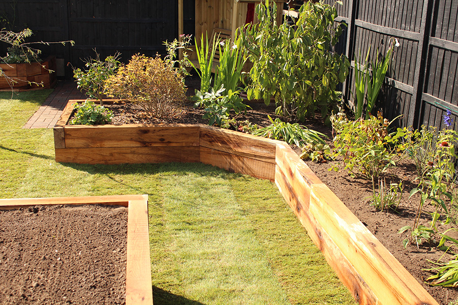small garden makeover, garden seating area, outdoor rug, small patio garden design, new garden, garden dining area, landscaped garden